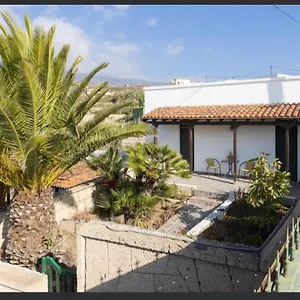 https://casa-la-sombrera.in-canary-islands.com
